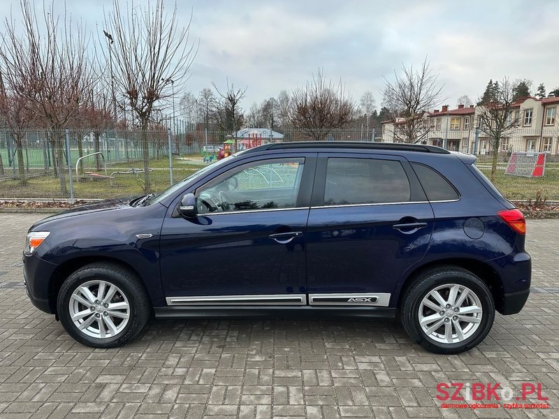 2012' Mitsubishi ASX photo #3