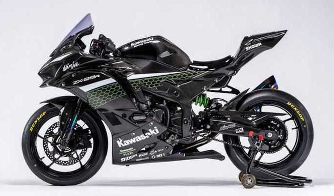 Kawasaki Reveals Its New Race-Spec ZX-25R