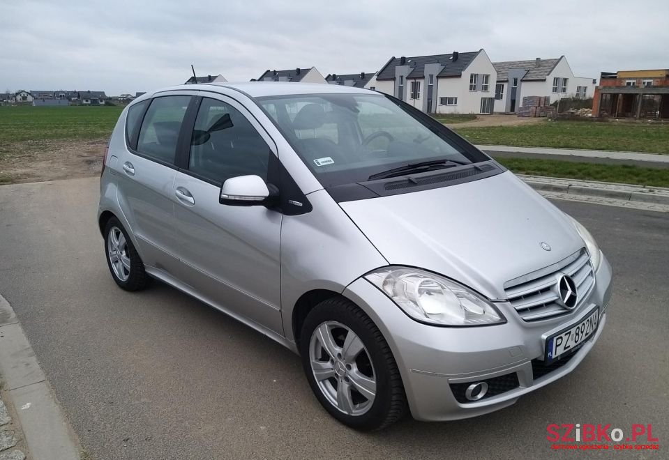 2009' Mercedes-Benz Klasa A photo #1