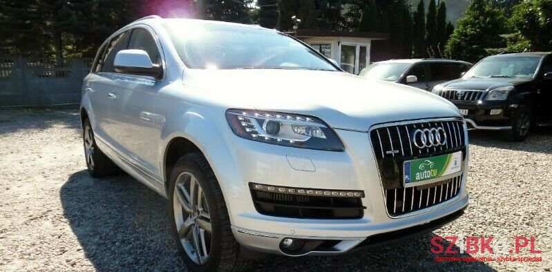2013' Audi Q7 photo #1