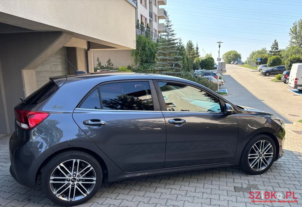 2017' Kia Rio 1.4 Xl photo #4