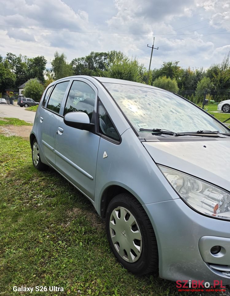 2005' Mitsubishi Colt 1.3 Invite photo #2