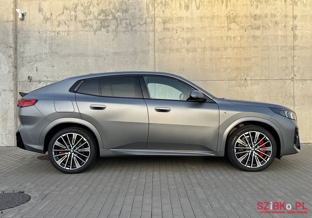 2024' BMW X2 Sdrive20I photo #3