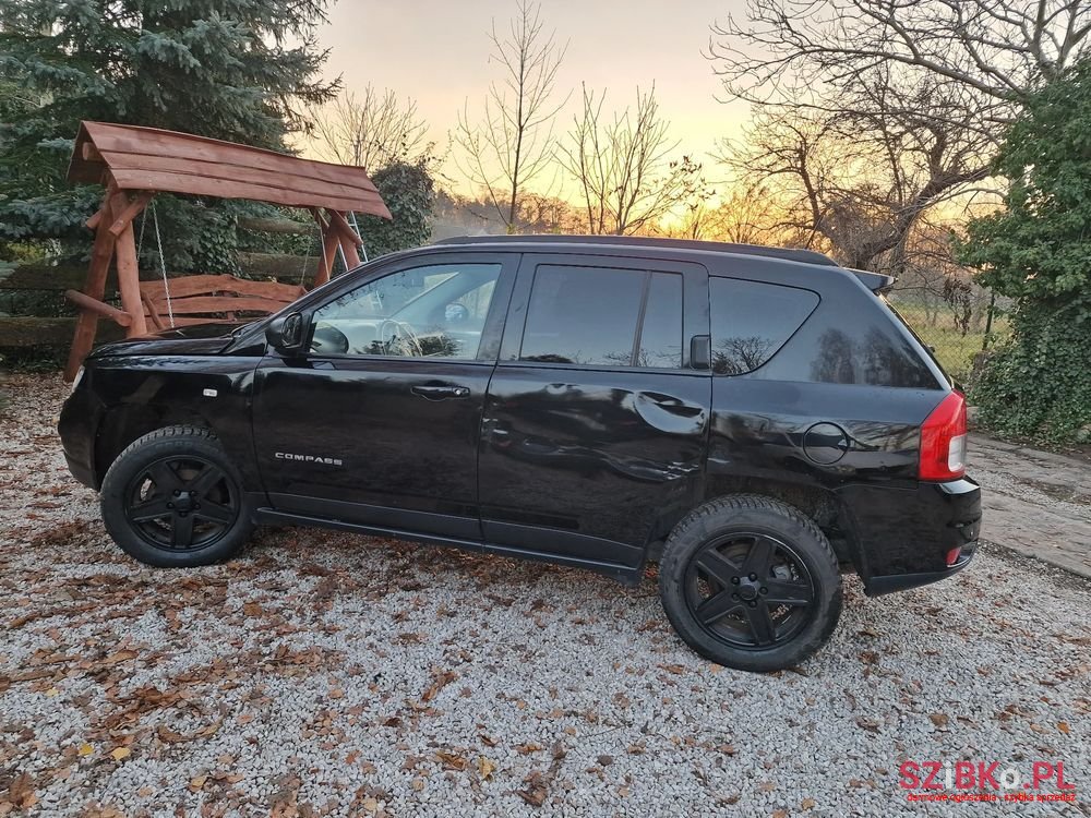 2012' Jeep Compass 2.0 4X2 Sport photo #6