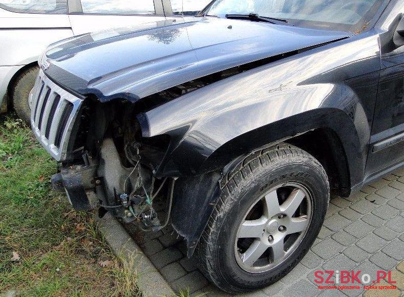 2008' Jeep Grand Cherokee photo #2