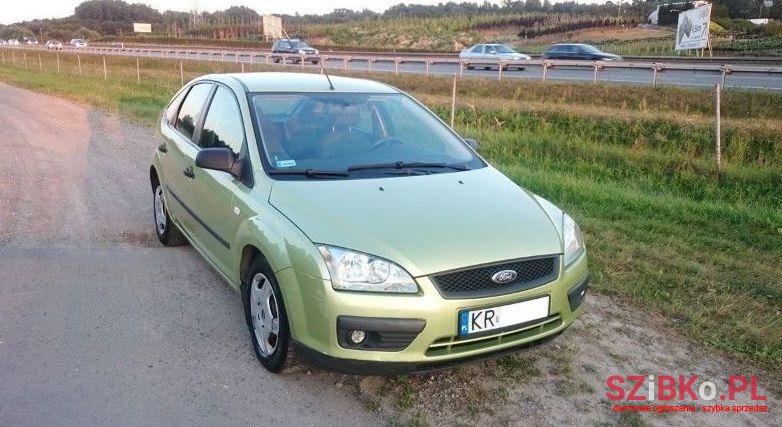 2005' Ford Focus photo #2