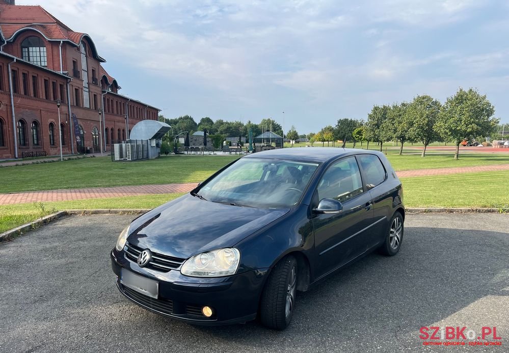2007' Volkswagen Golf photo #2