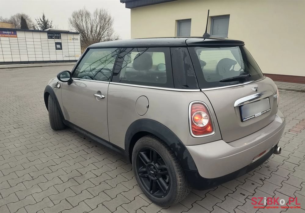 2013' MINI Cooper D Baker Street photo #2