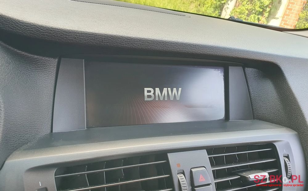 2011' BMW X3 Xdrive20D photo #6