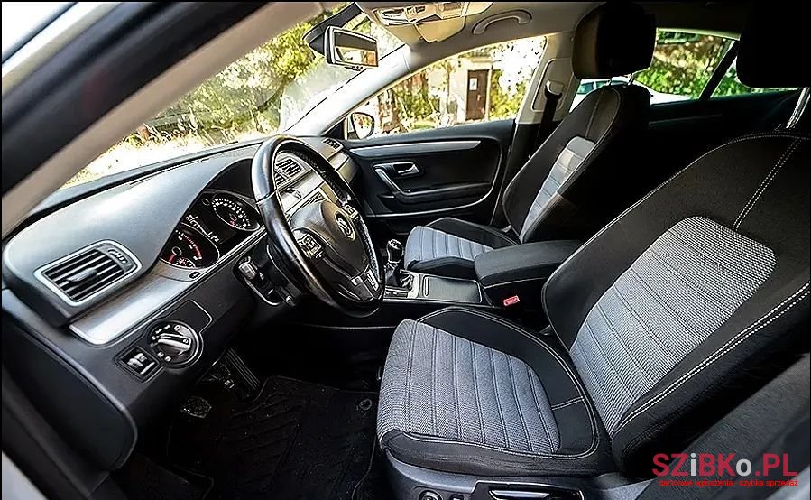 2013' Volkswagen photo #6