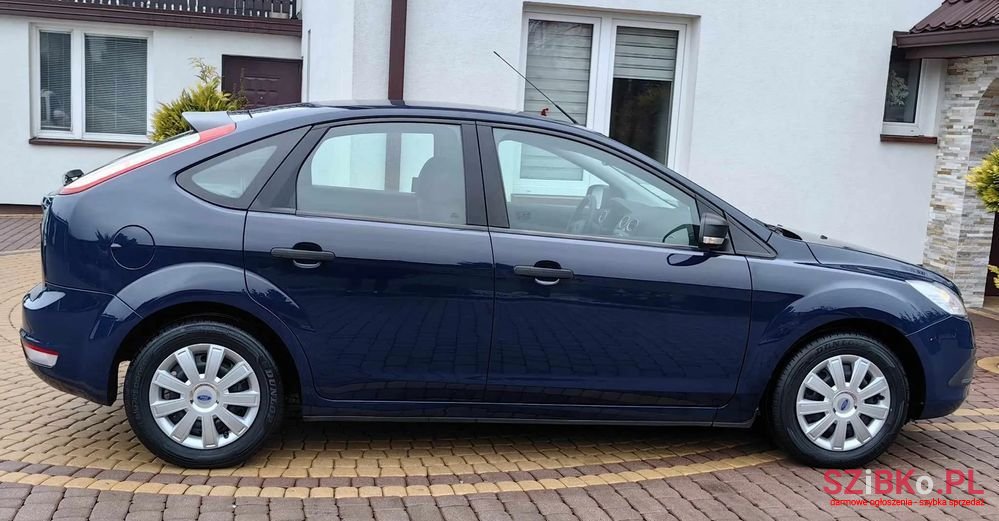 2008' Ford Focus 1.6 Trend photo #5