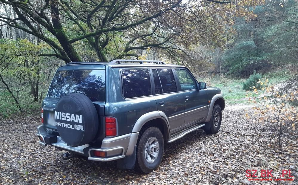 2001' Nissan Patrol photo #4