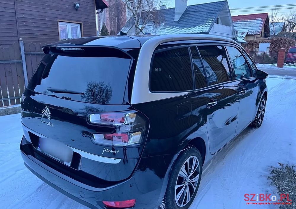 2017' Citroen C4 Grand Picasso photo #3