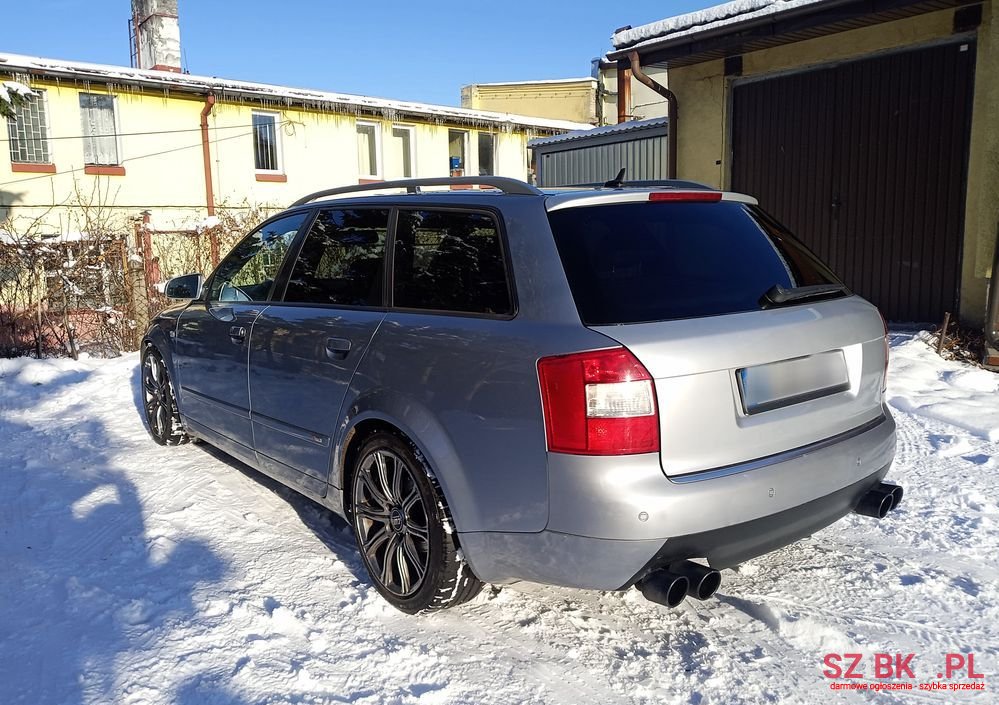 2003' Audi A4 Avant photo #4