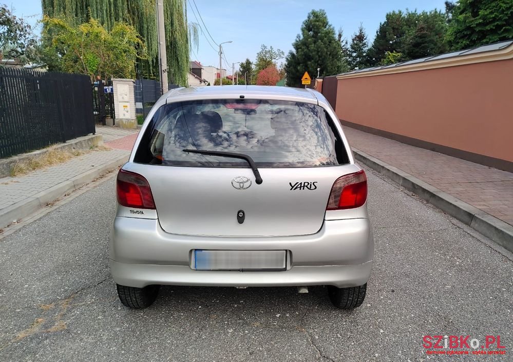 2000' Toyota Yaris 1.3 Sol photo #5