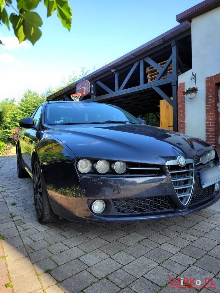 2007' Alfa Romeo 159 photo #2