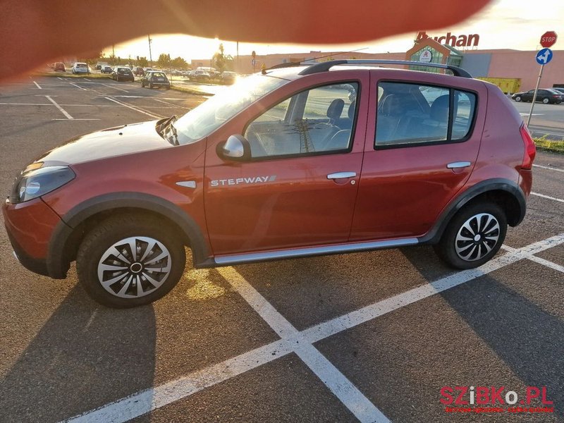 2012' Dacia Sandero Stepway 1.6 photo #4