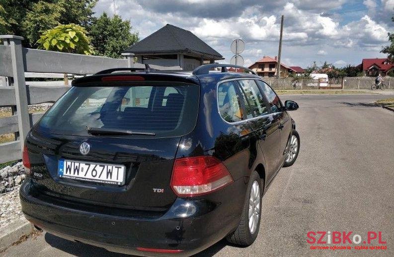 2012' Volkswagen Golf photo #2