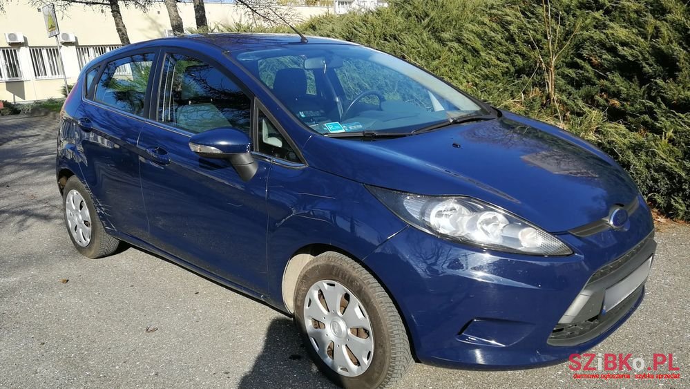 2010' Ford Fiesta 1.25 Ambiente photo #1