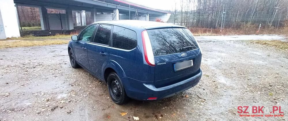 2010' Ford Focus photo #6