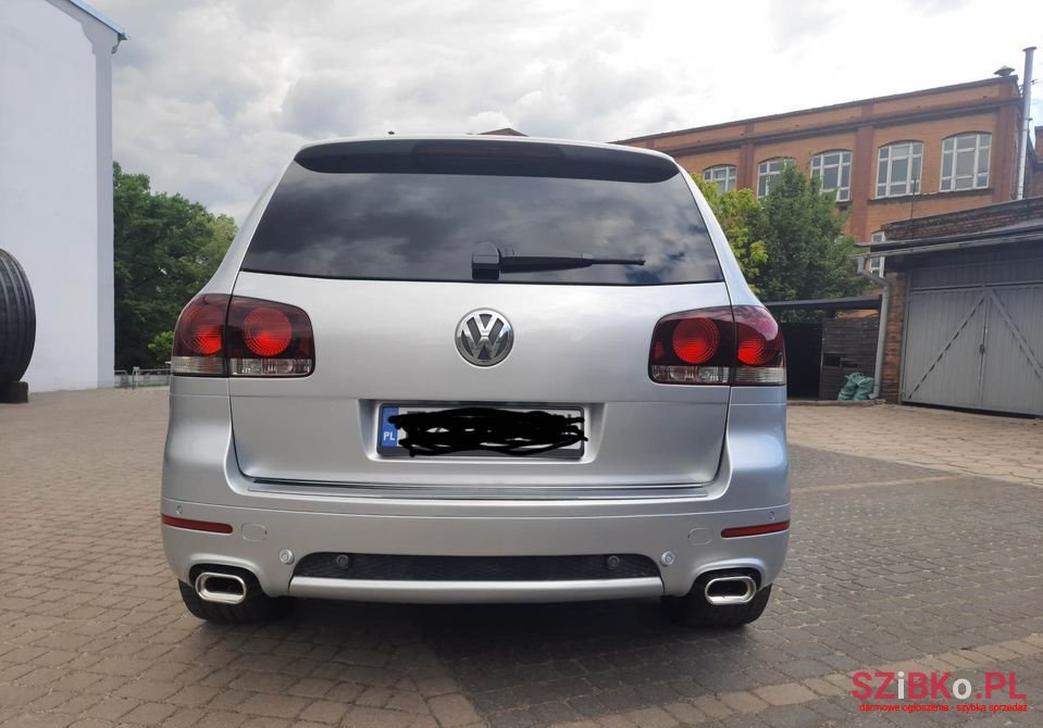 2007' Volkswagen Touareg photo #5