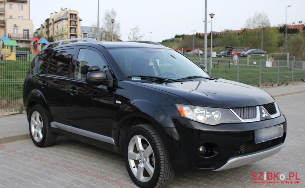 2008' Mitsubishi Outlander 2.0 Did Intense photo #2