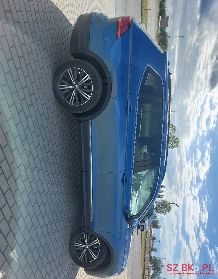 2018' Volkswagen Tiguan photo #4