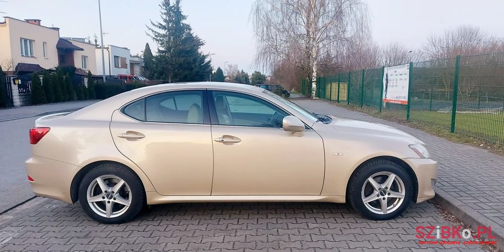 2008' Lexus IS 220 D Prestige photo #1