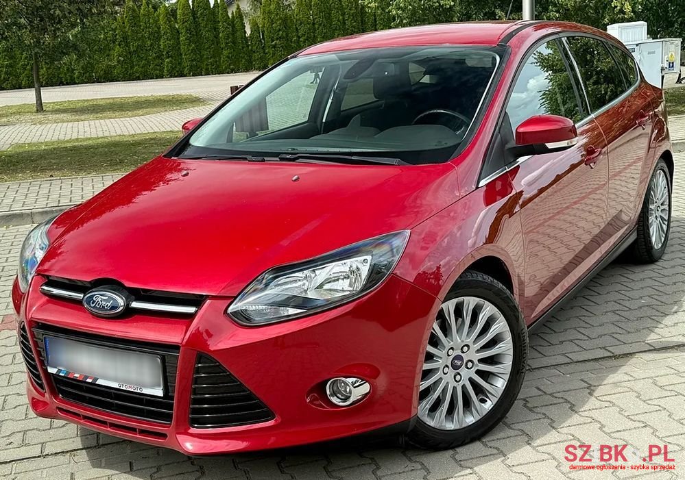 2011' Ford Focus 1.6 Ecoboost photo #1