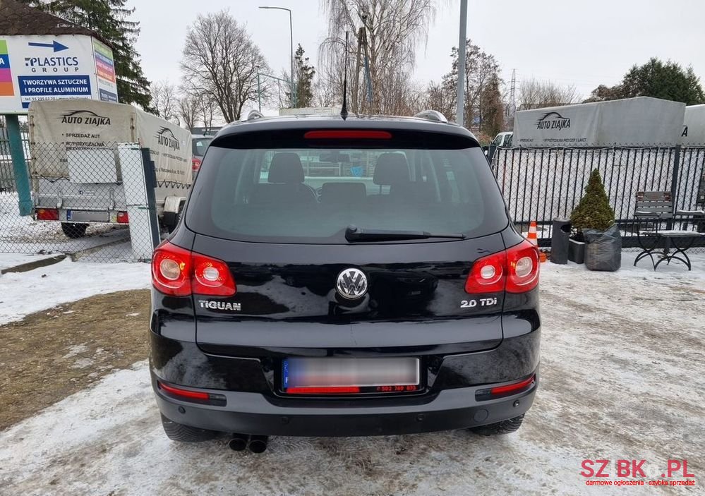 2008' Volkswagen Tiguan photo #3