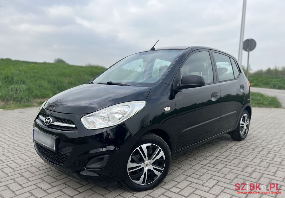 2011' Hyundai i10 photo #1