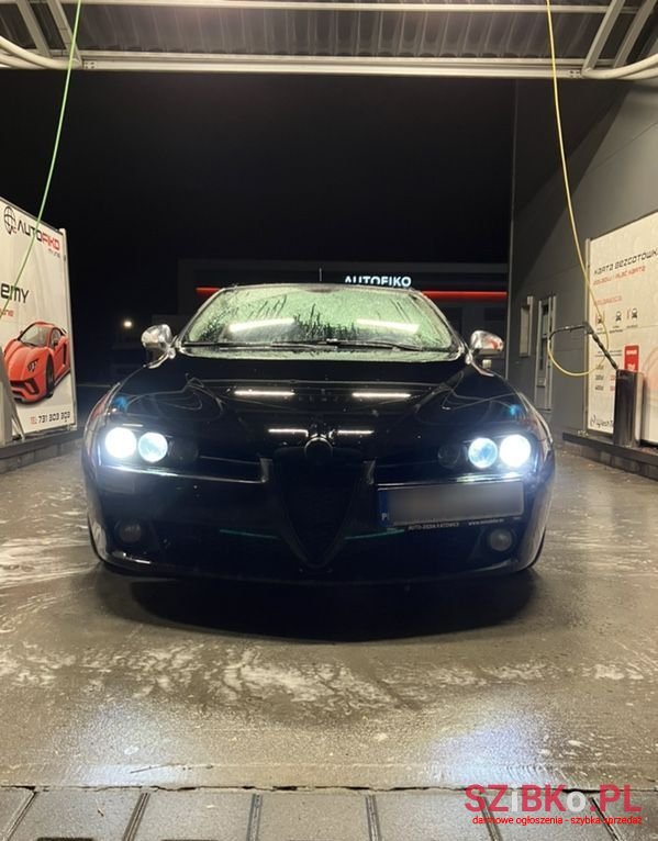 2007' Alfa Romeo 159 photo #1