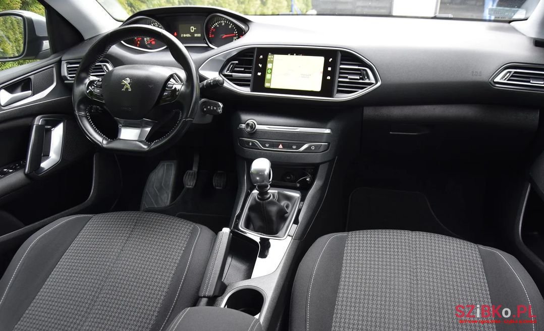 2019' Peugeot 308 photo #4