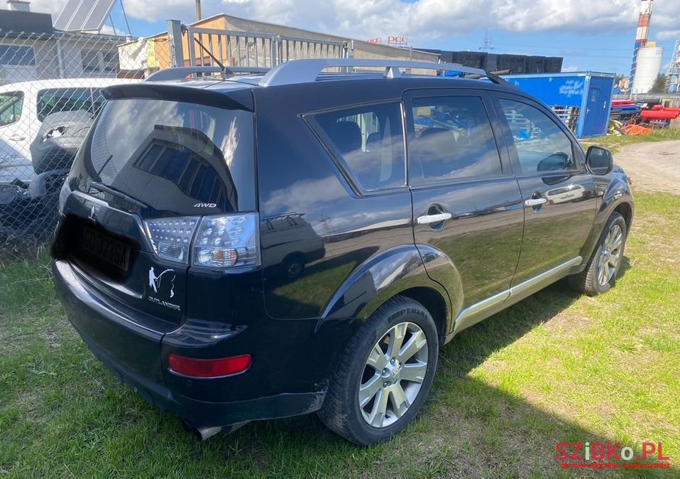 2007' Mitsubishi Outlander photo #6