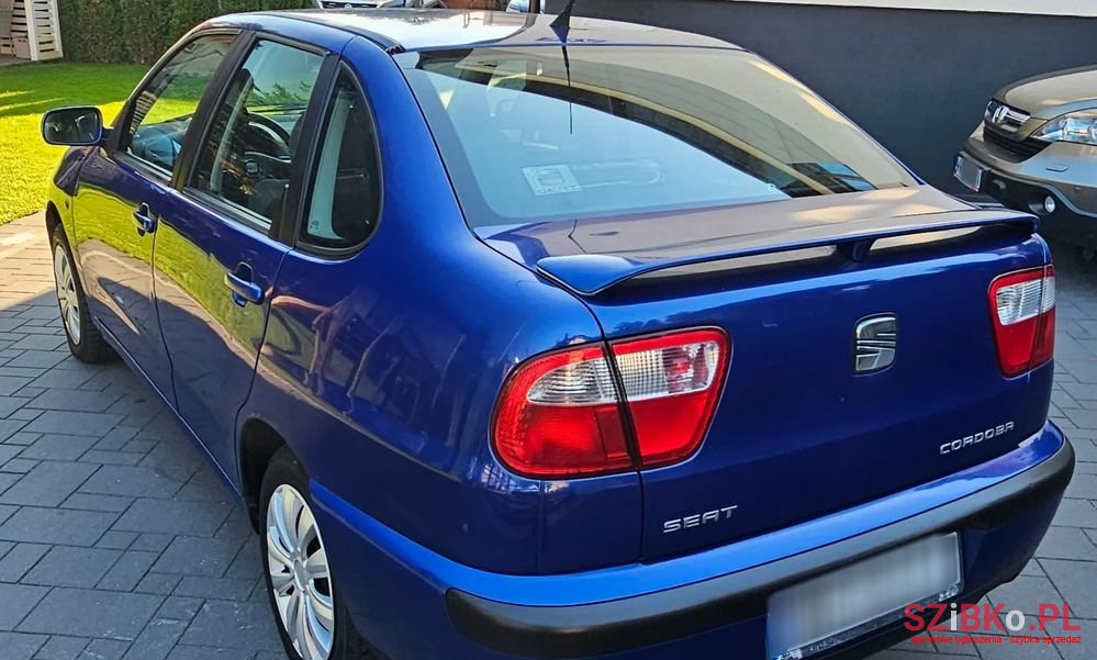 2002' SEAT Cordoba photo #6