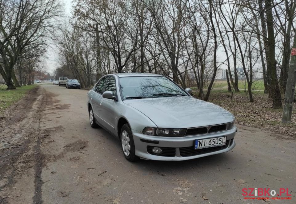 2001' Mitsubishi Galant photo #3