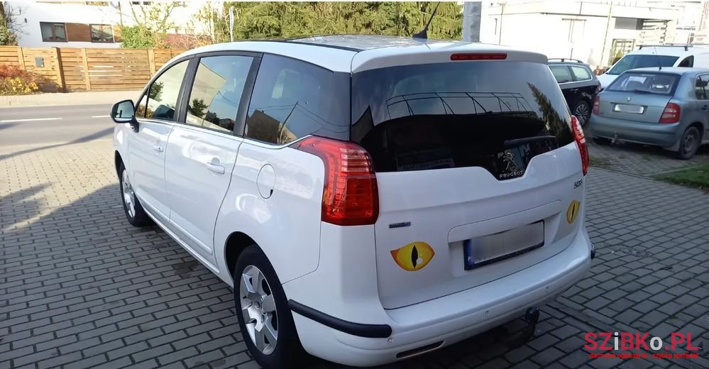 2016' Peugeot 5008 photo #5