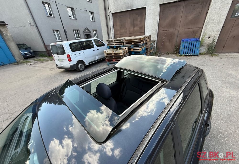 2003' Fiat Stilo 1.6 16V Active photo #2