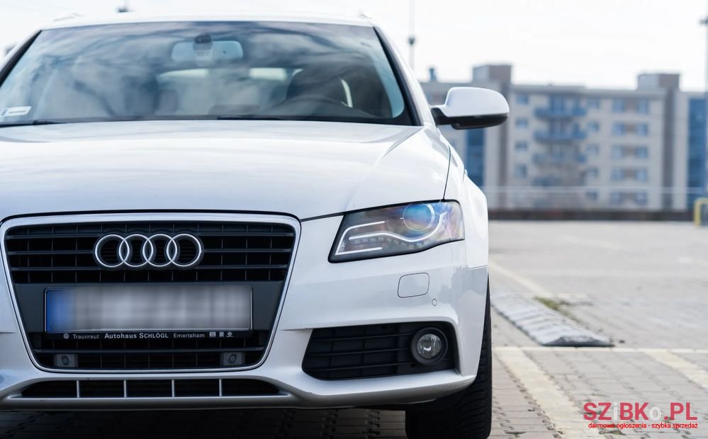 2010' Audi A4 2.0 Tfsi photo #3