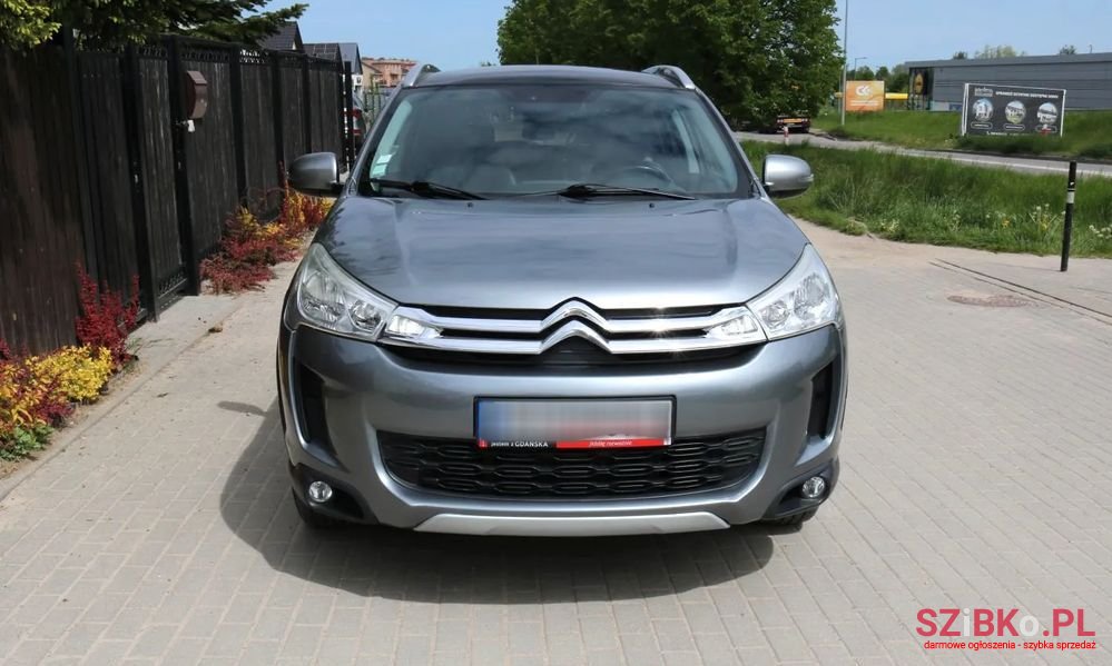 2014' Citroen C4 Aircross photo #2