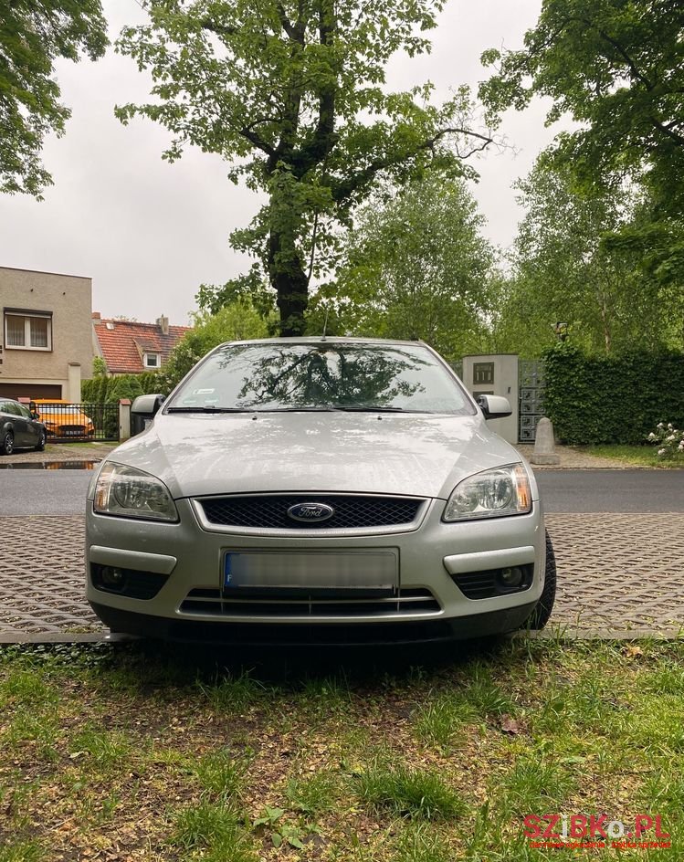 2007' Ford Focus photo #2