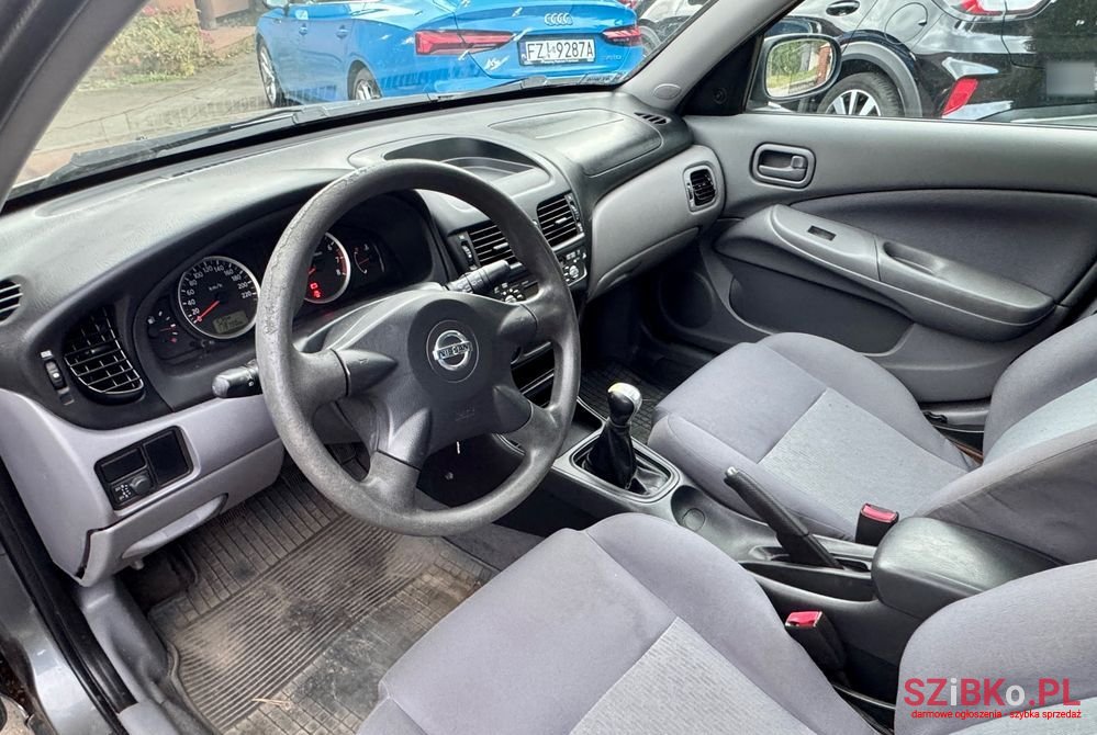 2003' Nissan Almera 1.5 Visia photo #5