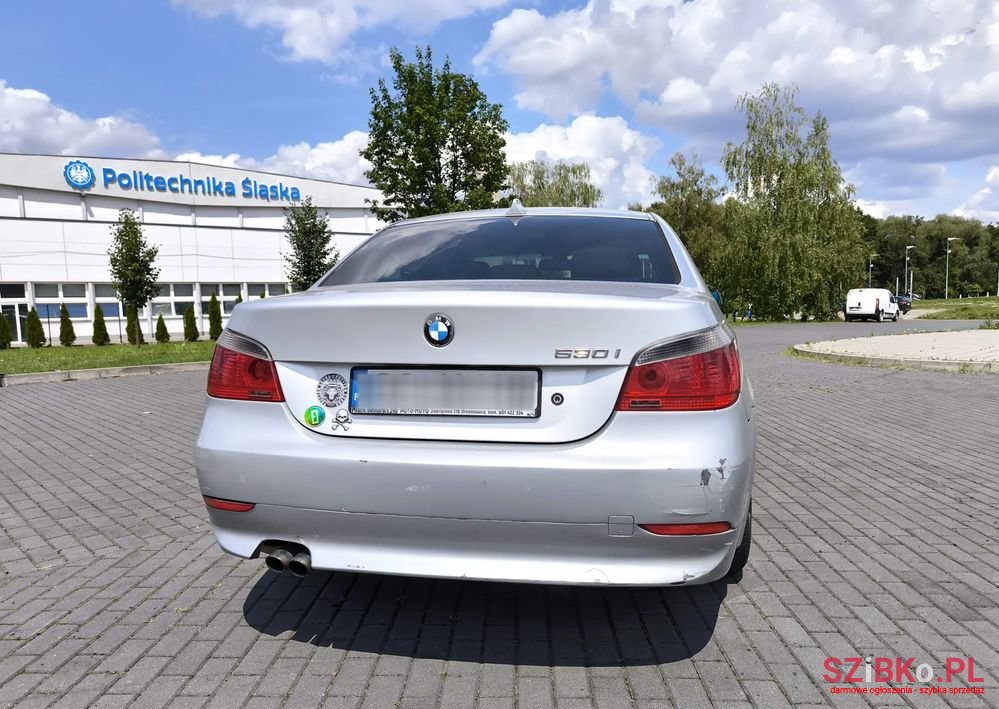 2003' BMW 5 Series 530I photo #5