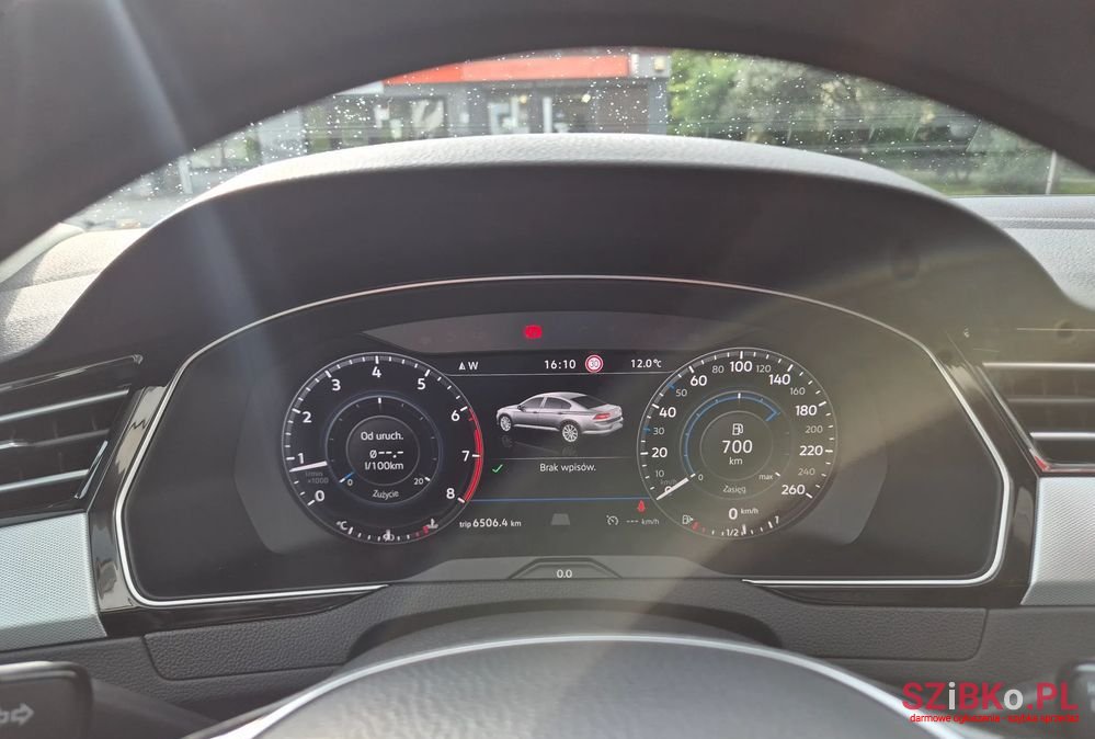 2018' Volkswagen Passat photo #6