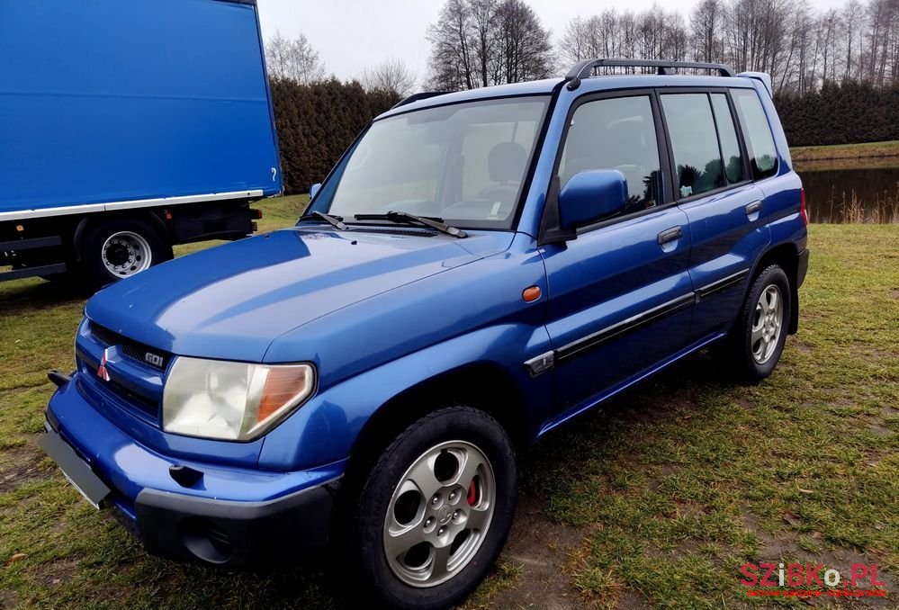 2002' Mitsubishi Pajero Pinin 2.0 Gdi photo #4