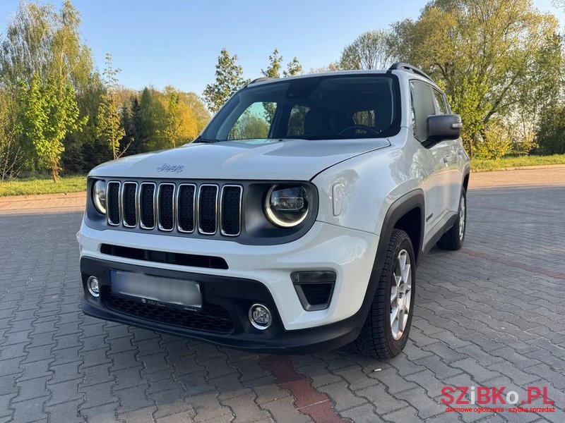 2019' Jeep Renegade photo #1