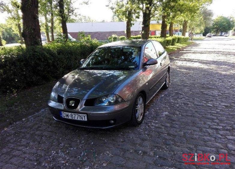 2003' SEAT Ibiza photo #1