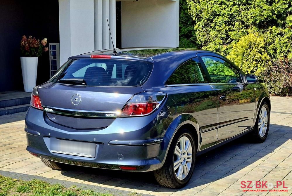 2009' Opel Astra photo #3