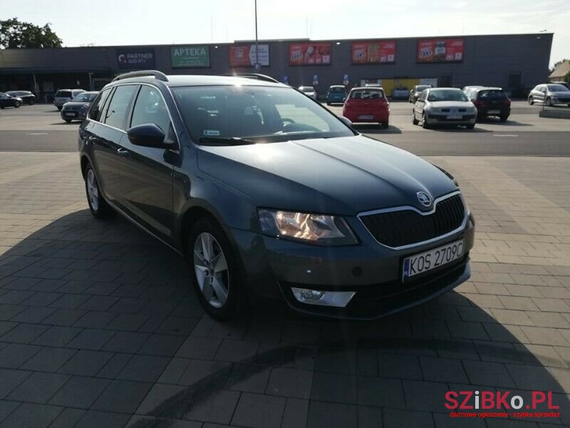 2015' Skoda Octavia photo #2
