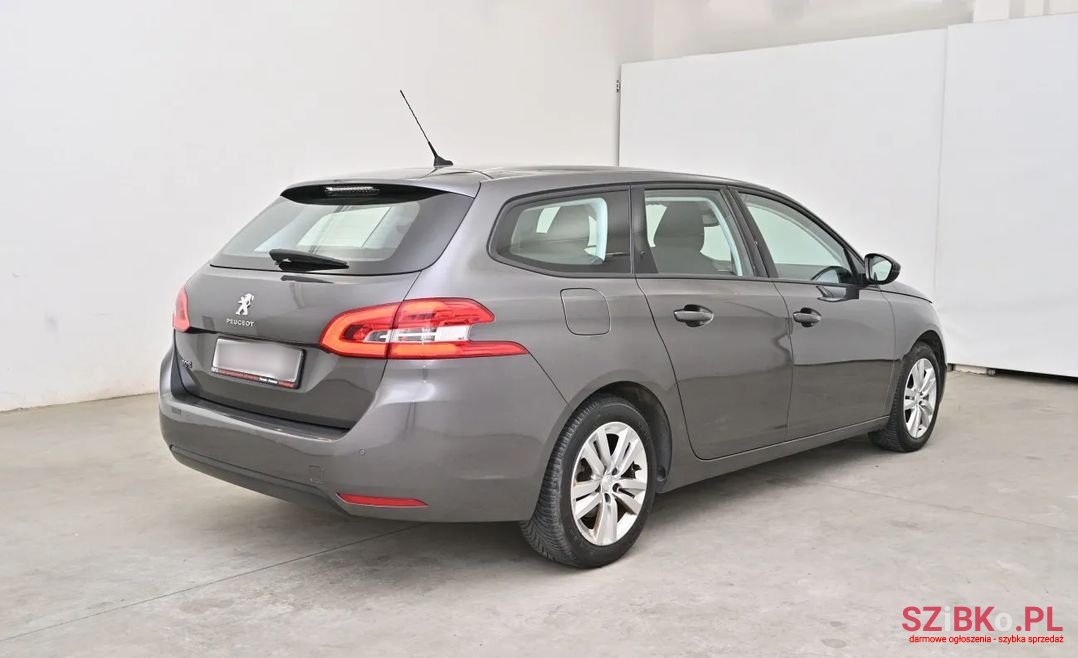 2018' Peugeot 308 photo #2